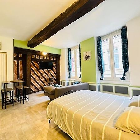 Appartement Le Havre De Paix à Laon Extérieur photo