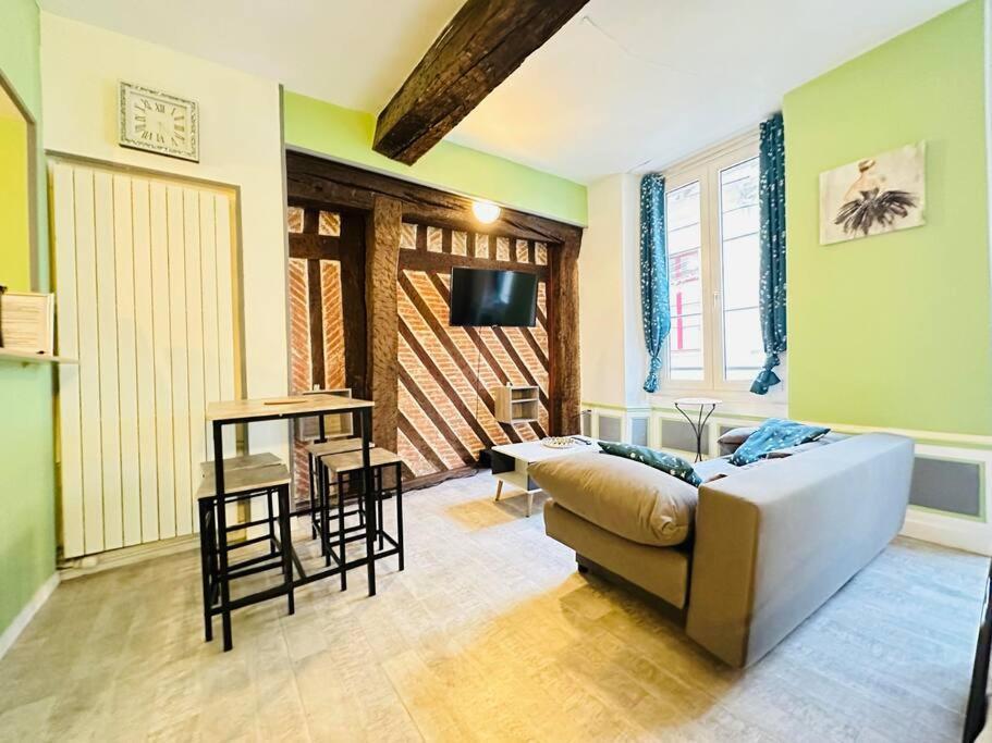 Appartement Le Havre De Paix à Laon Extérieur photo