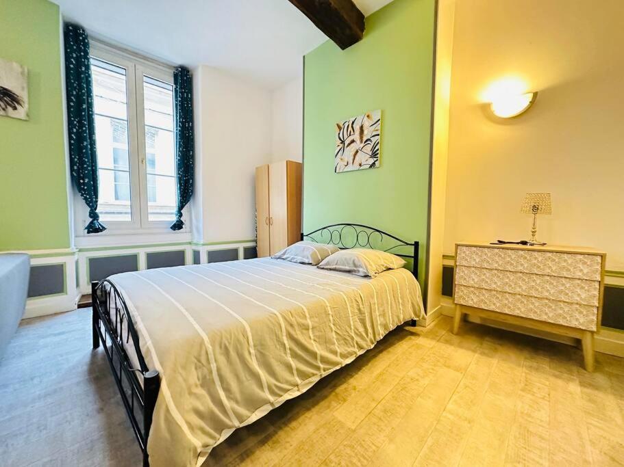 Appartement Le Havre De Paix à Laon Extérieur photo